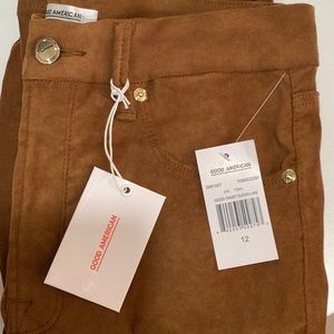 NWT Good American Suede stretch jeans 🌟 fits like size 10